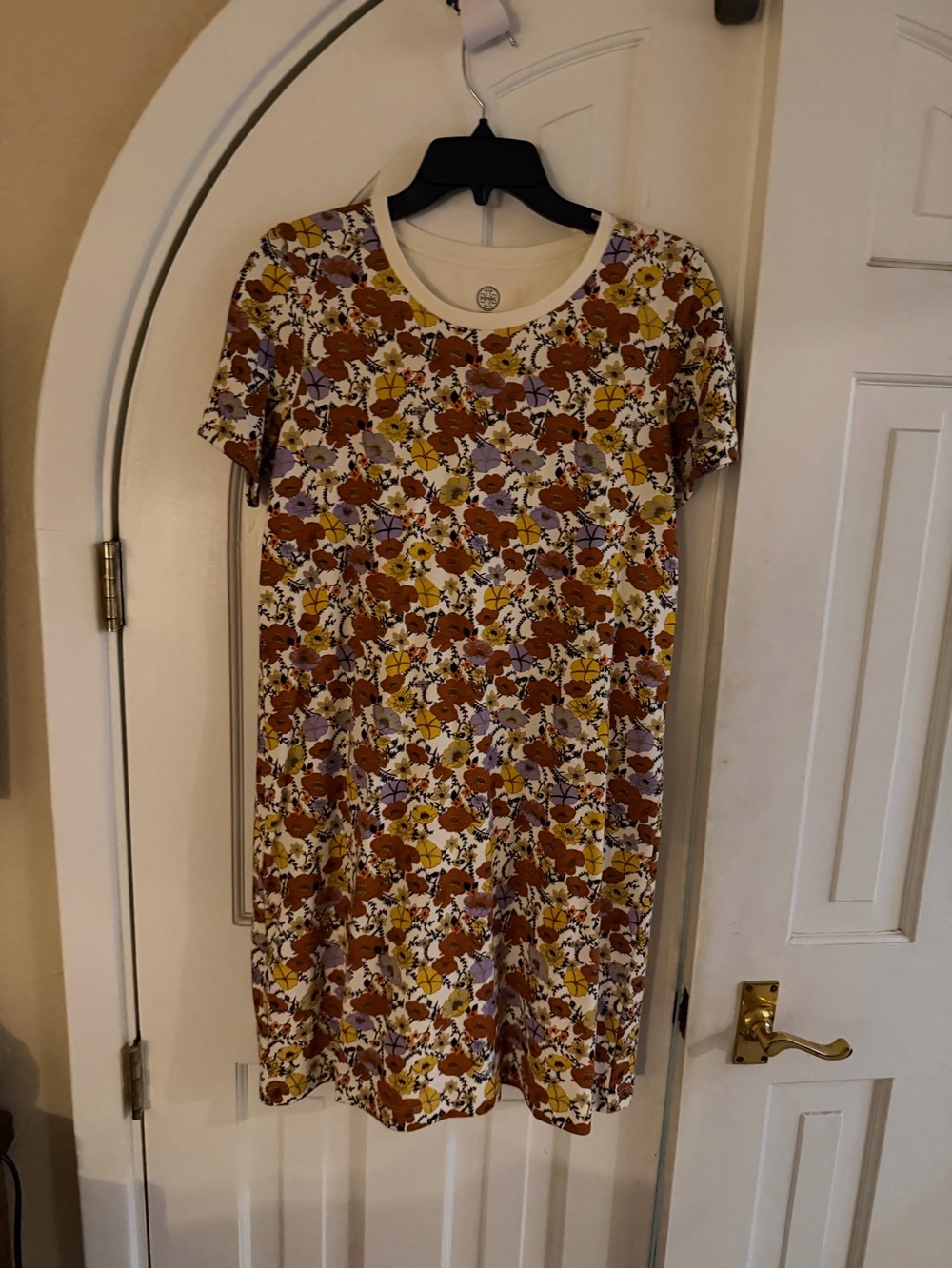 BRAND NW TORY BURCH FLORAL TEE DRESS W/MUSTARD, RUST & LAVENDER SIZE MEDIUM